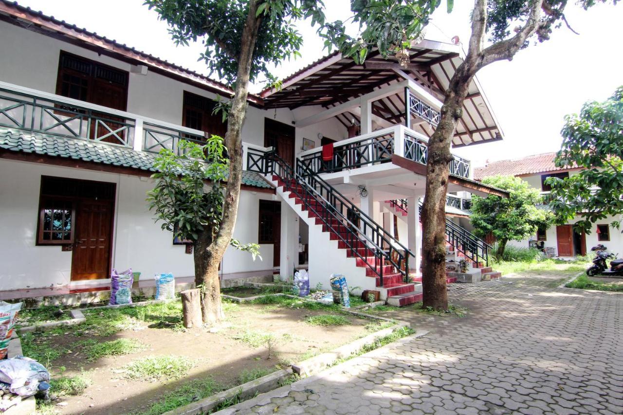 Arjuna 31 Yogyakarta Esterno foto