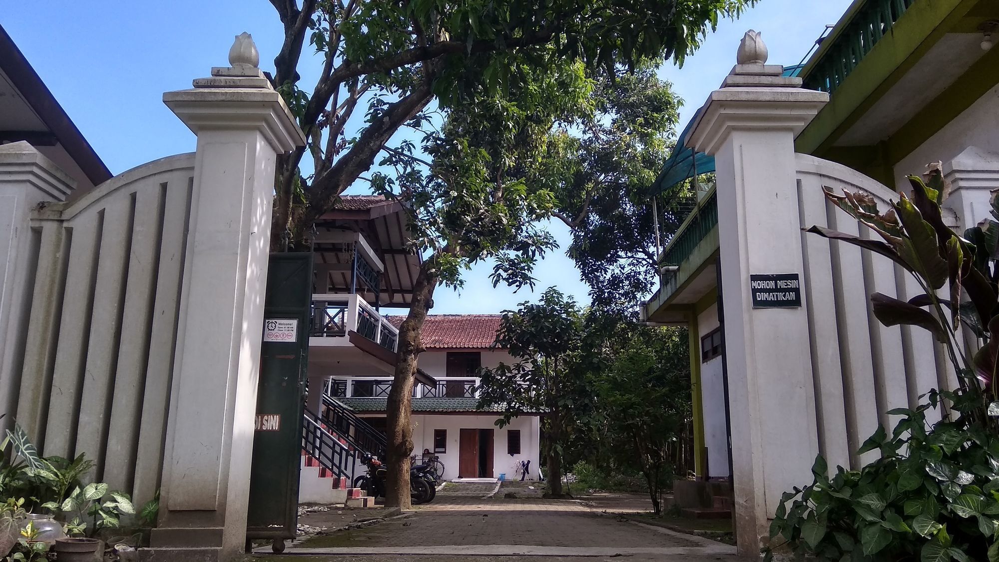 Arjuna 31 Yogyakarta Esterno foto